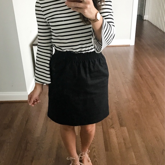 J. Crew Dresses & Skirts - J CREW || black wool sidewalk skirt Sz 2